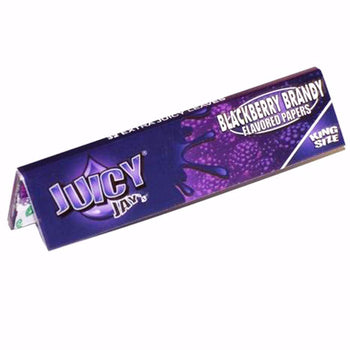 Feuilles à rouler au goût de mûre et de brandy King Size Slim de Juicy Jay