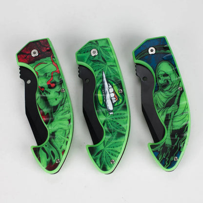 8.75" Foldable Pocket Knife - Venom Strike