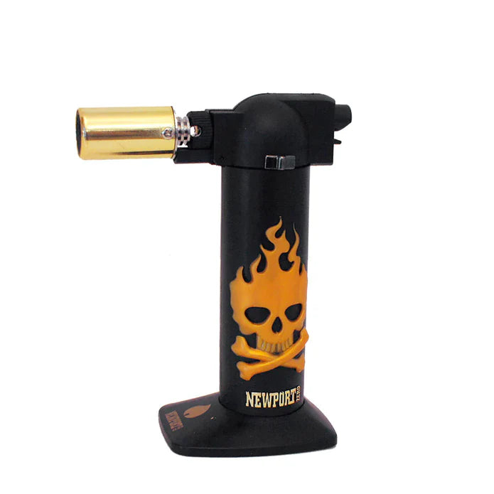 Briquet torche Newport 6" en forme de tête de mort